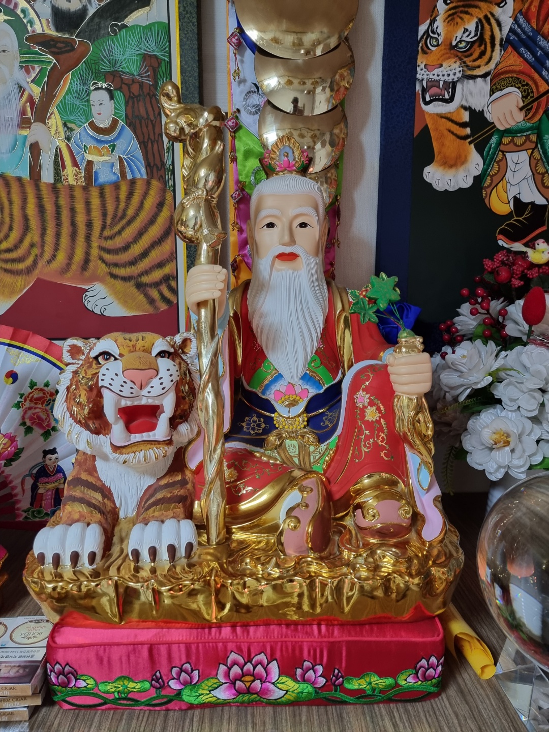 2950055133_yPhaCAM4_0abf793d757e5da982f6000e158525ab4fe645d7.jpg 이미지크게보기